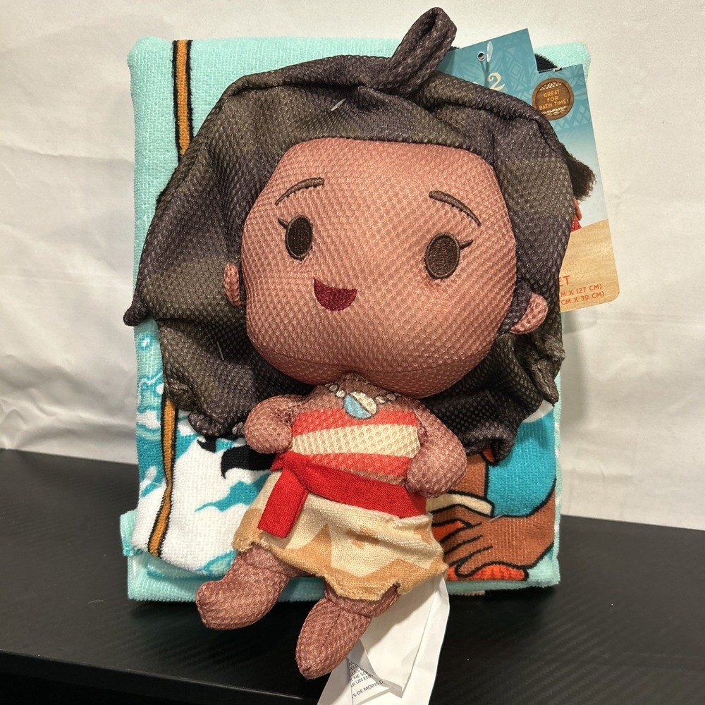 Disney NWT Moana 2 Bath Towel & Buddies Set Pool Beach Giftable Doll
